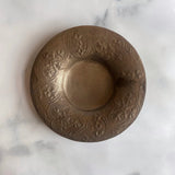 ブロンズ釉 陽刻 7寸皿 - Image #1