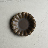 Small flower deep plate with rusty glaze | Furuya Pottery (Shigaraki ware, pottery)