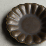 Small flower deep plate with rusty glaze | Furuya Pottery (Shigaraki ware, pottery)