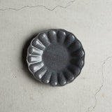 Small ring flower deep plate, gray glaze | Furuya Seitosho (Shigaraki ware, pottery)