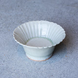 作家 前田麻美 灰青釉 輪花高台鉢
