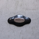 作家 藤原志鈴香 ひしプレート 黒