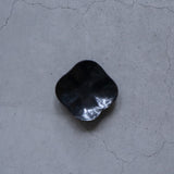 作家 藤原志鈴香 まるスクエアプレート S 黒