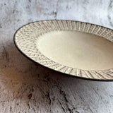 縄目 リム皿 大 白|作家 山本雅則(信楽焼)