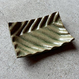 波紋菓子皿 樫灰釉【MD8】