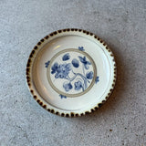 鉄ふち染付花文5寸皿【石井11】