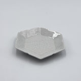灰青釉 花七宝六角豆皿【MA18】
