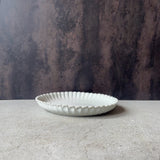 Flower wreath 8.5 inch plate white