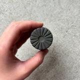 作家 飛松灯器 shaved cup SS / 台湾茶杯 / charcoal black(マット)