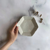 灰青釉 花七宝 5寸皿 - Image #4