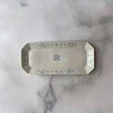 染付小花紋 角皿 - Image #1