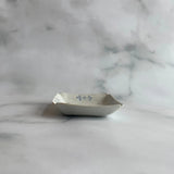 染付小花紋 隅入角皿 - Image #2