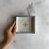 染付小花紋 角皿(箱) - Image #4