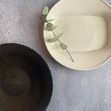 作家 飛松灯器 rim plate / M / white