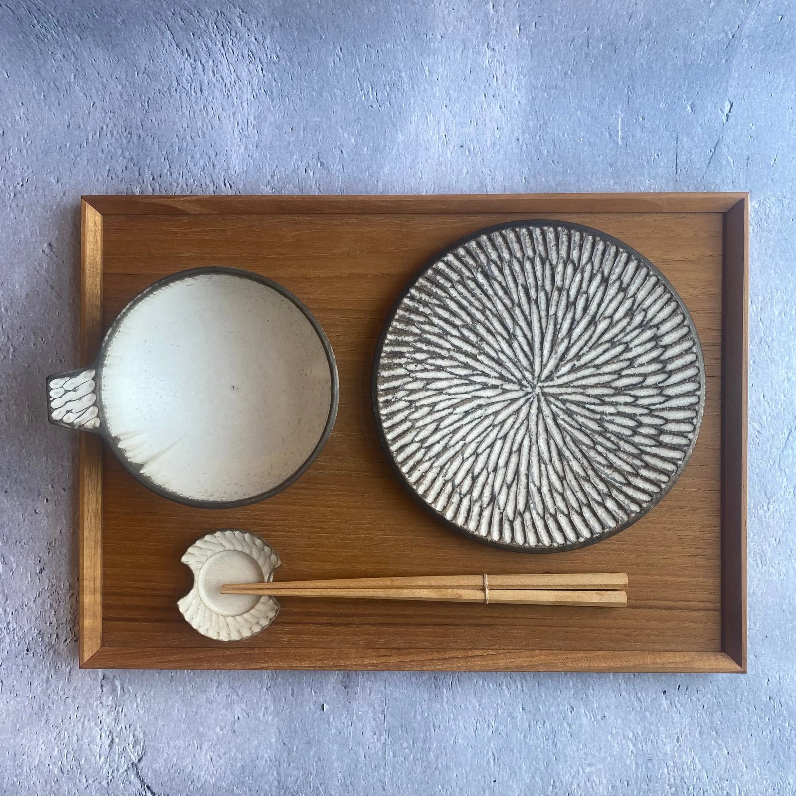 耳付鉢 白｜作家 山本雅則（信楽焼） – nokaze｜陶器、和食器、うつわ