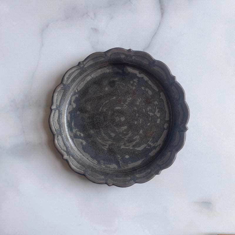 五寸レリーフ皿　ブロンズ - Image #1
