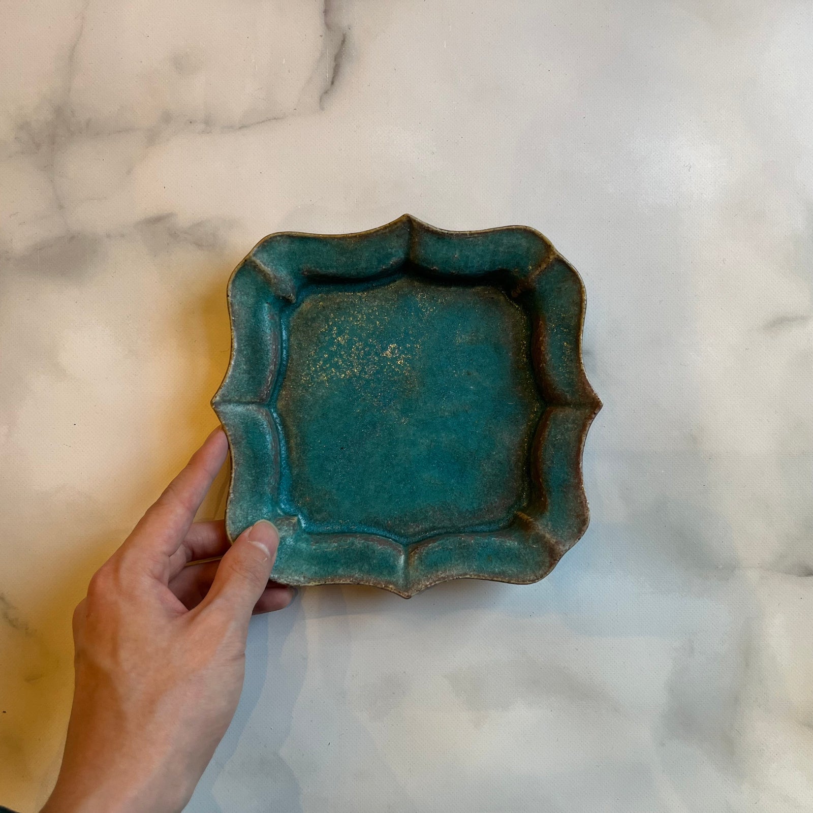 藤原純　うつわ　陶芸　蓋物 4トンガリ M 青｜藤原純（信楽焼 陶器） – nokaze｜陶器、和