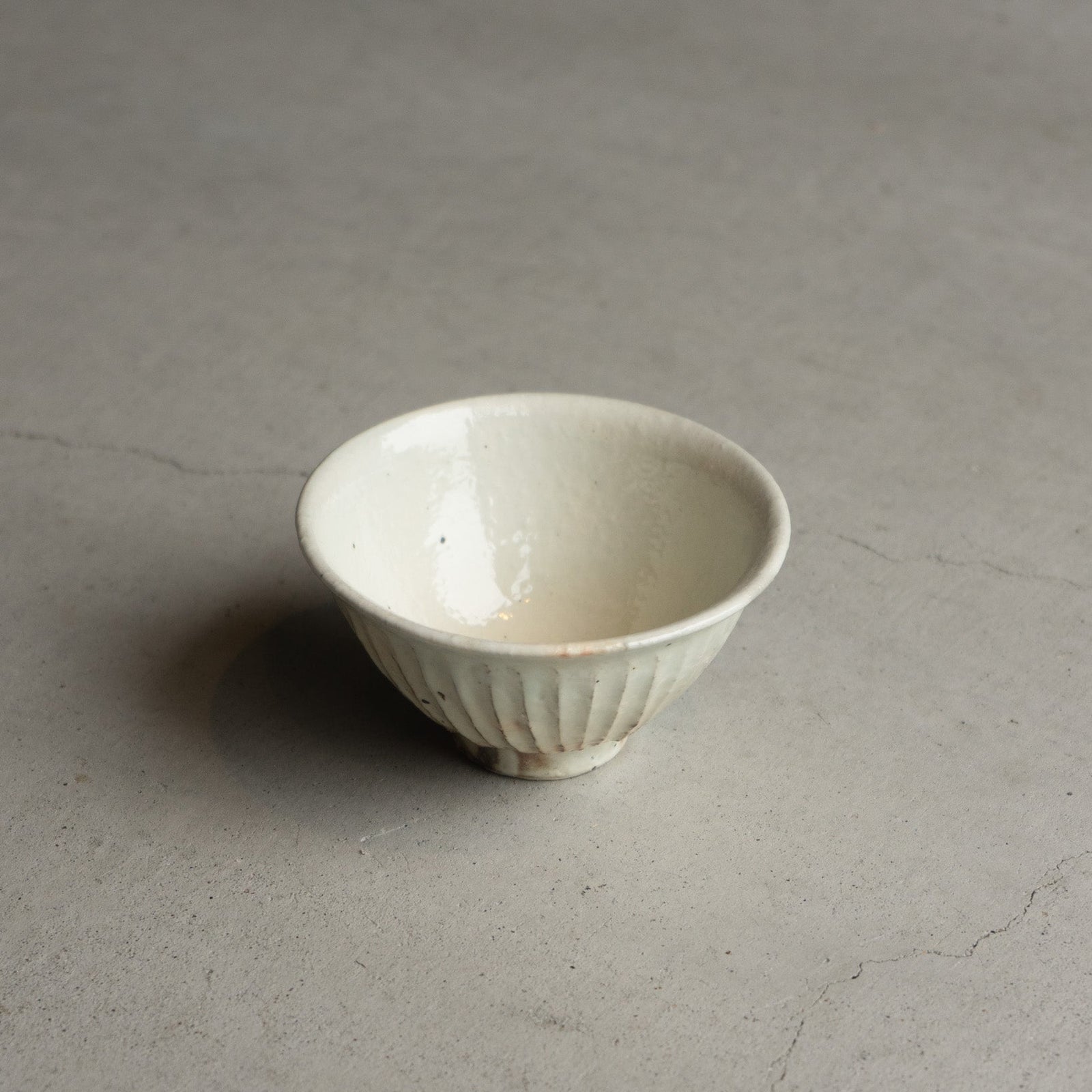 線彫 めし碗（茶碗） 小 鉄散｜古谷製陶所（信楽焼 陶器） – nokaze