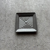 Artist Tobimatsu Lighting Mountain Plate / Square / S / Gray [4]