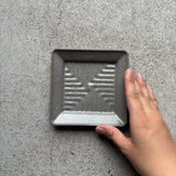 Artist Tobimatsu Lighting Mountain Plate / Square / S / Gray [4]