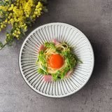 花しのぎ 皿 大 白｜作家　山本雅則（信楽焼）