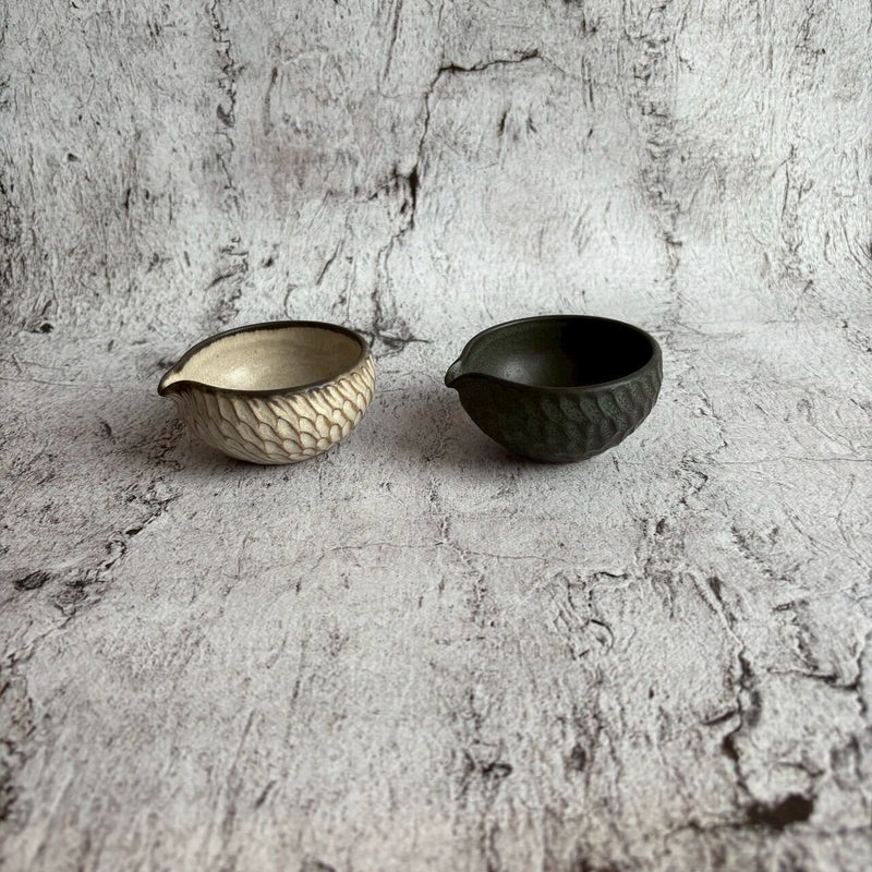 しのぎ 片口鉢 ミニ 白｜作家　山本雅則（信楽焼）