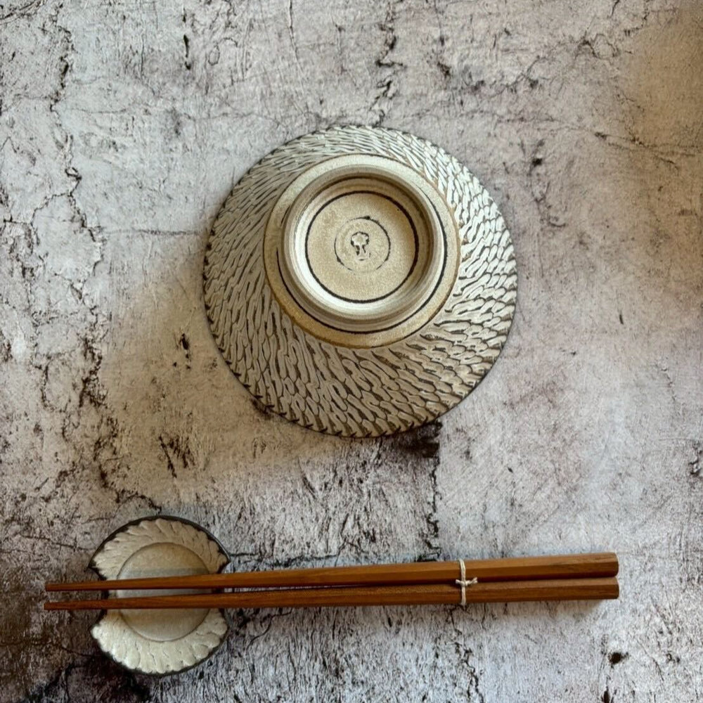 しのぎ 飯碗 大 白｜作家 山本雅則（信楽焼） – nokaze｜陶器、和食器