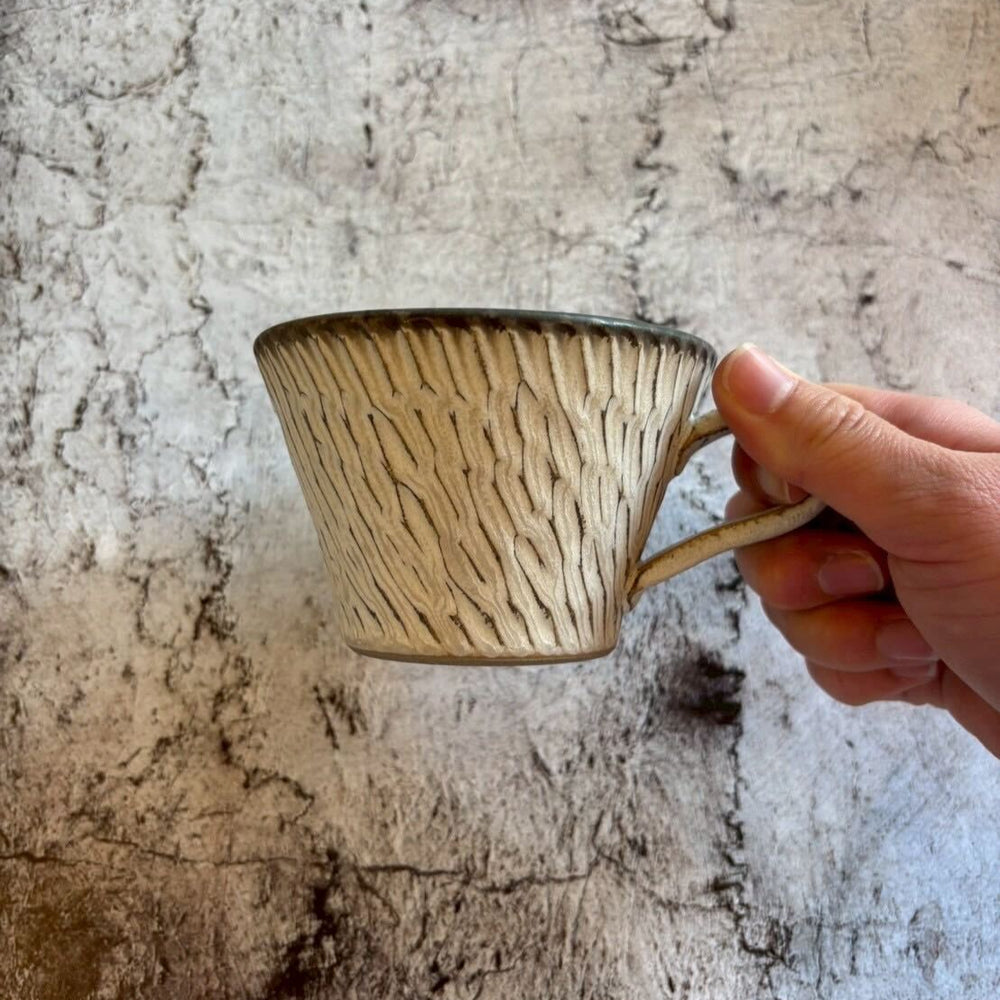 しのぎ マグカップ 低 白｜作家 山本雅則（信楽焼） – nokaze｜陶器