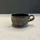 RB/mug cup(黒)｜作家　川澄 智一【29.c】