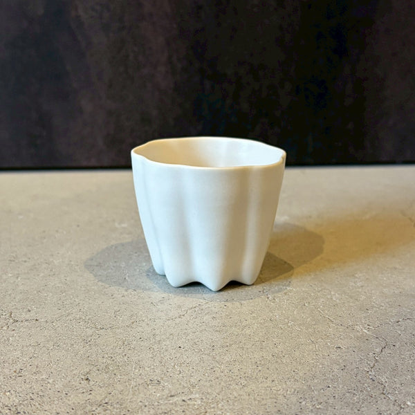 カヌレ茶器 茶杯　白｜作家　藤村佳澄【FK13】