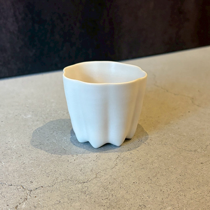 カヌレ茶器 茶杯　白｜作家　藤村佳澄【FK13】