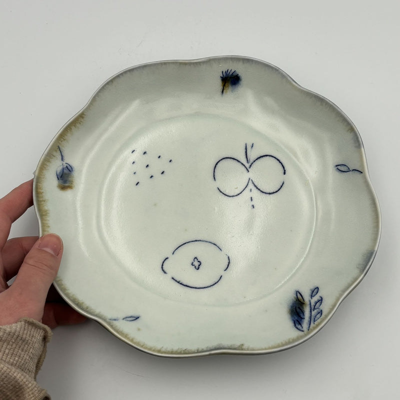 絵付けくもパン皿｜水谷和音 – nokaze｜陶器、和食器、うつわの通販