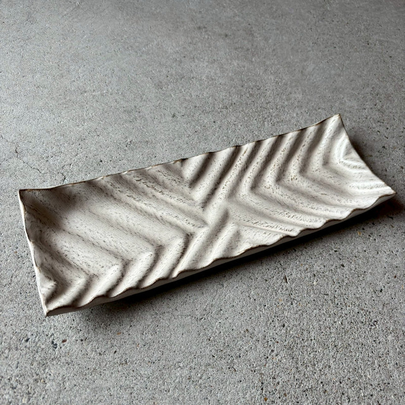 波紋長皿　鳥ノ子釉【MD10】