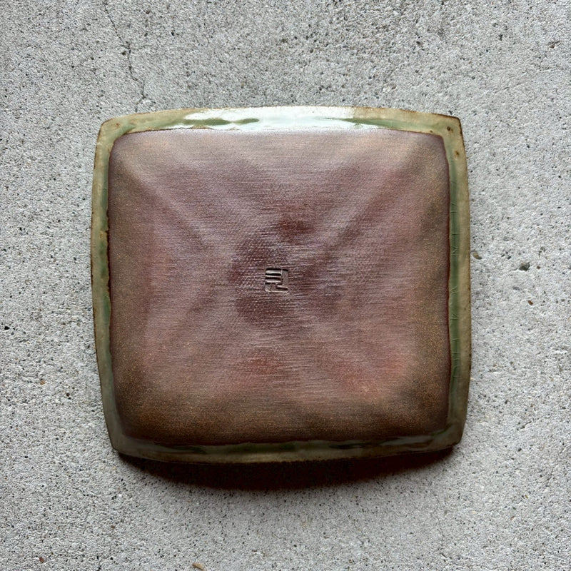 波紋角皿　樫灰釉【MD9】