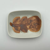 Nuts Flower [Pebble]