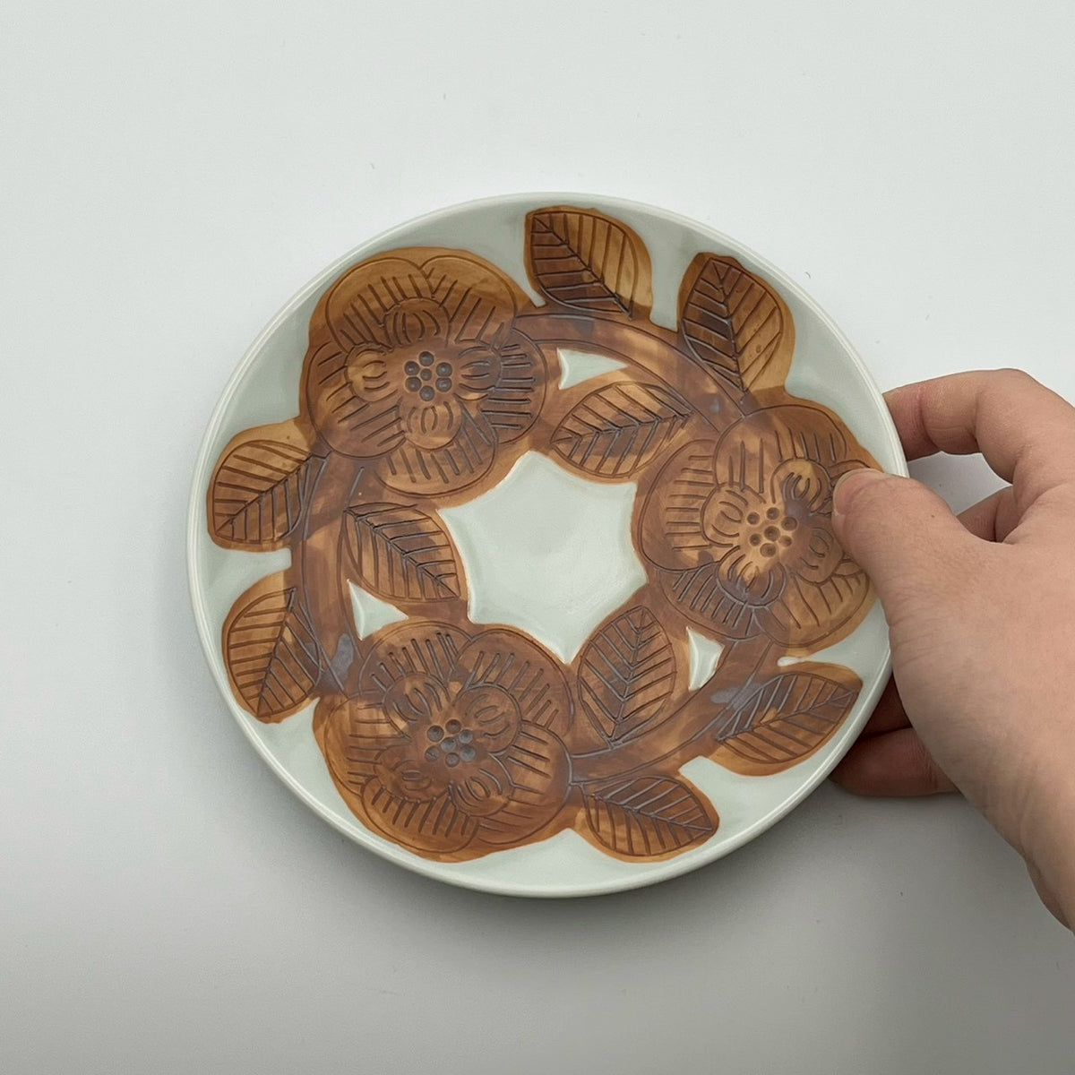 ケーキ皿 フラワー｜石原亮太（Pebble） – nokaze｜陶器、和食器