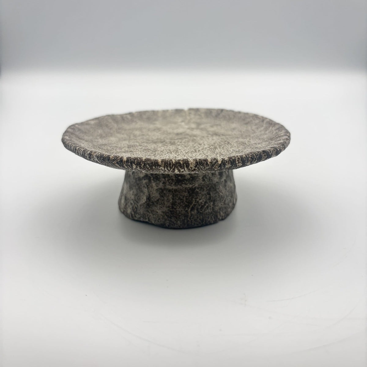脚つきの器 – nokaze｜陶器、和食器、うつわの通販