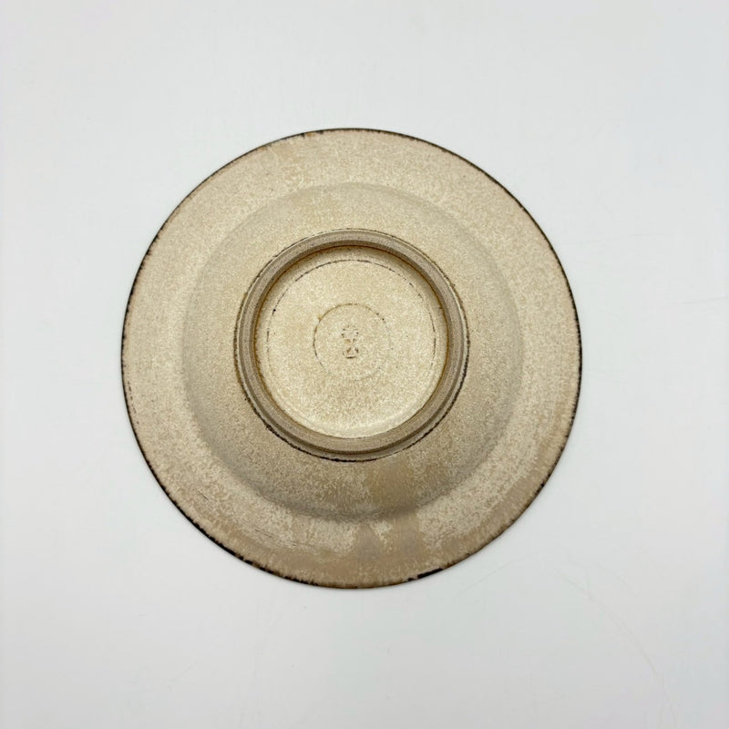 しのぎ リム皿 小 白｜作家 山本雅則（信楽焼） – nokaze｜陶器、和