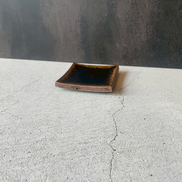 [Photography Used / 10% Off] Small Candy Glazed Square Plate | Kentaro Kiln (Karatsu Ware)