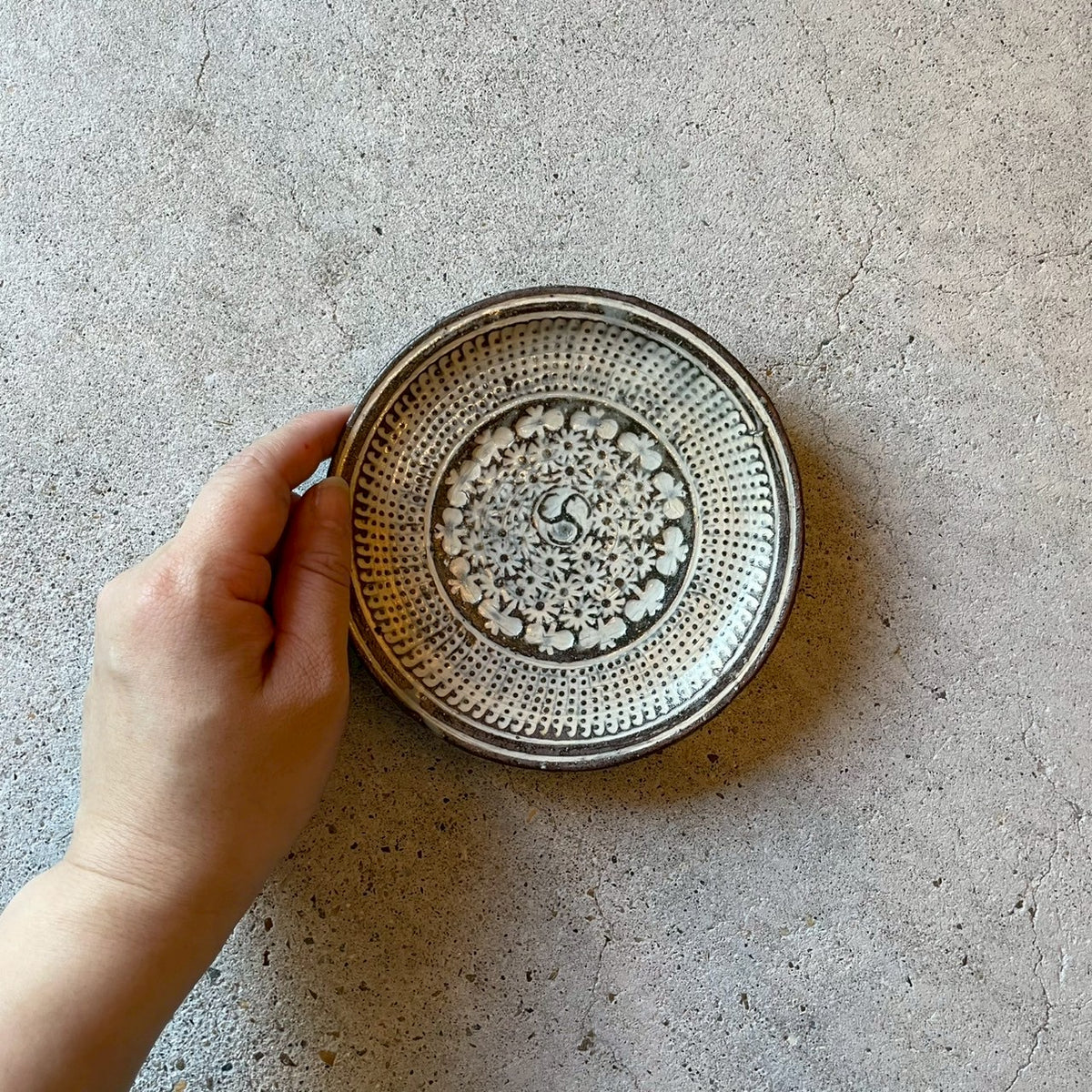 三島 4寸皿 ガス｜作家 額賀 円也 – nokaze｜陶器、和食器、うつわの通販