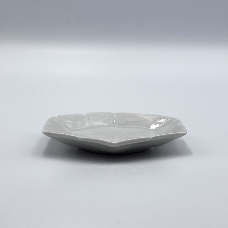 灰青釉 花七宝六角豆皿｜jiucasca 前田 麻美 – nokaze｜陶器、和食器