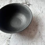 作家　飛松灯器　茶碗　黒