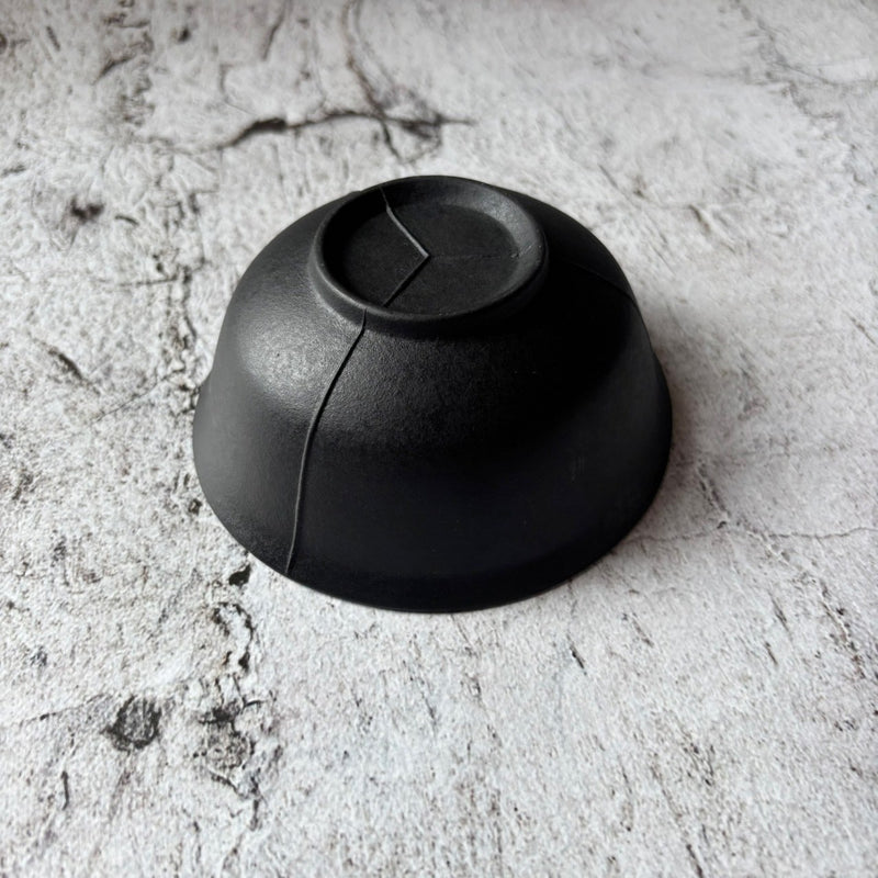 作家　飛松灯器　茶碗　黒