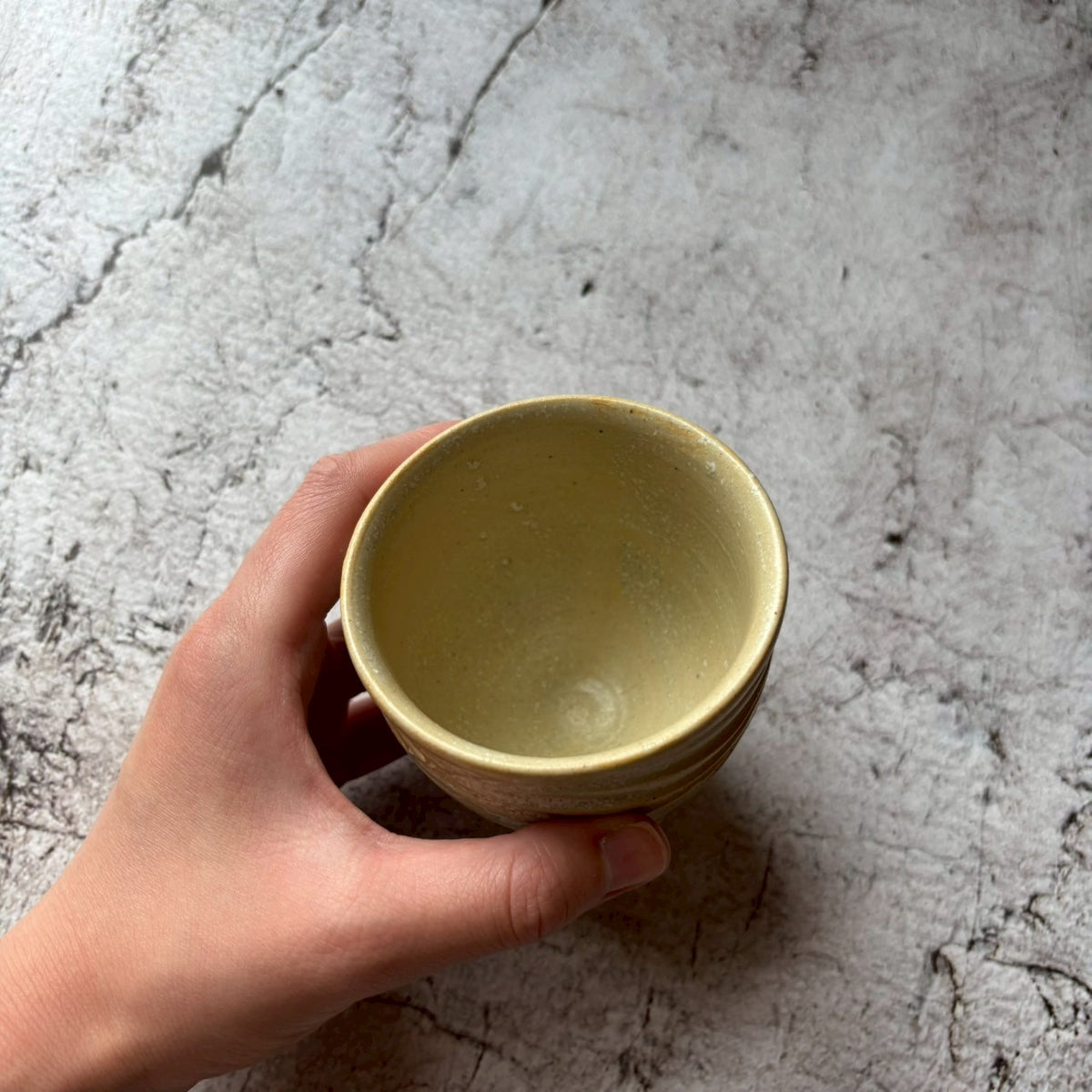 しのぎ湯呑 イノー｜作家 新里 竜子 – nokaze｜陶器、和食器、うつわの通販