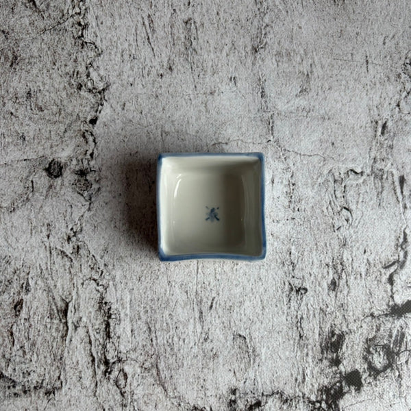 染付小花紋角猪口｜作家　前田麻美（京都）
