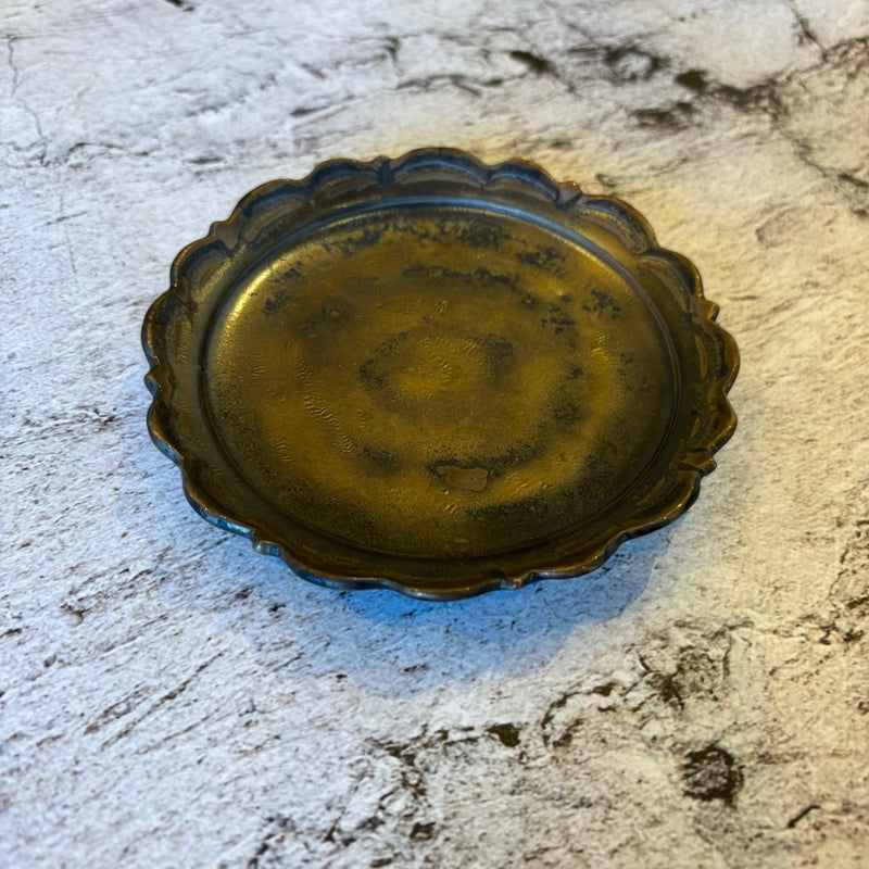 Artist Kasumi Fujimura Bronze small plate B 