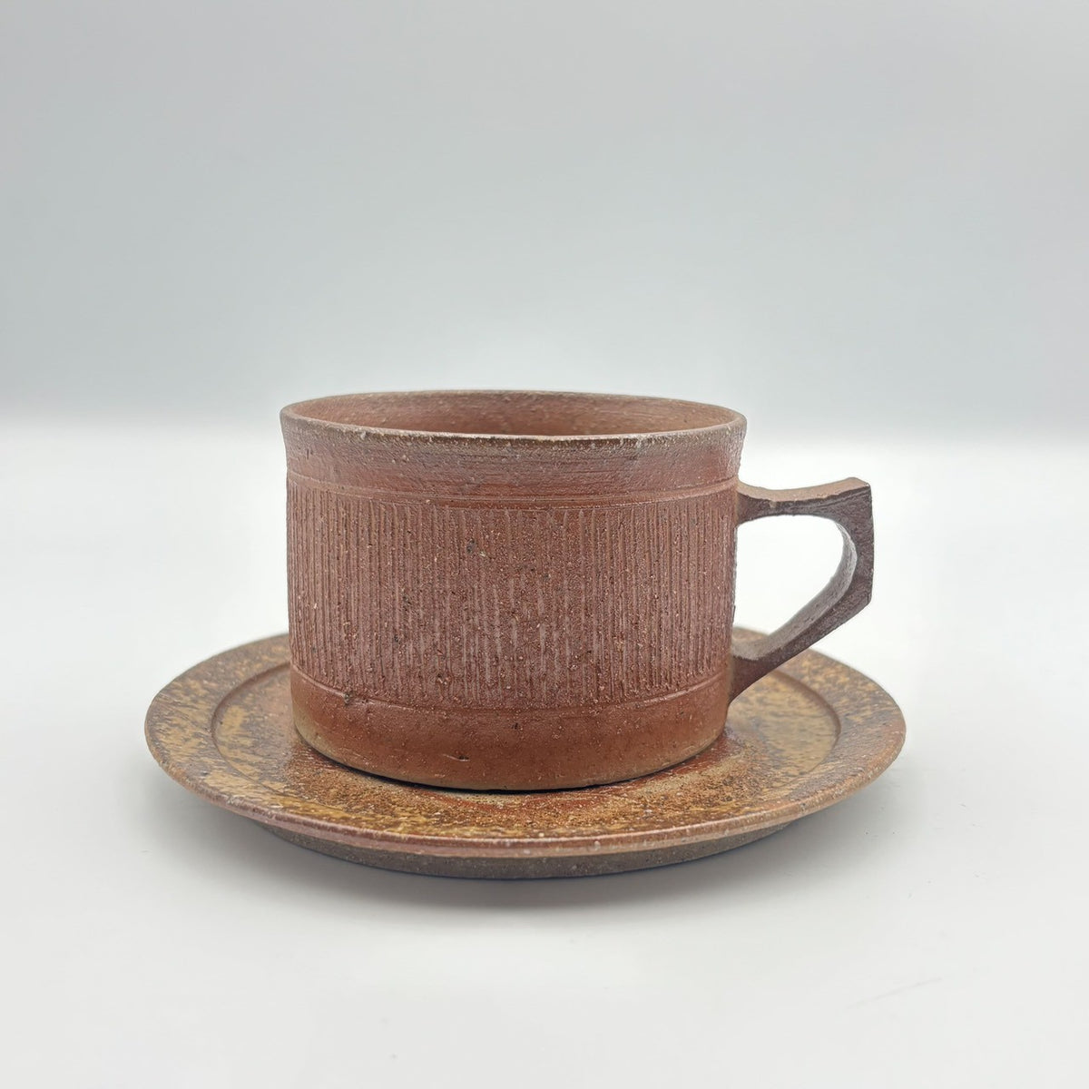 茶色の小型陶器器 陶器、磁器、和食器、器（うつわ）の通販｜nokaze【公式】 – nokaze