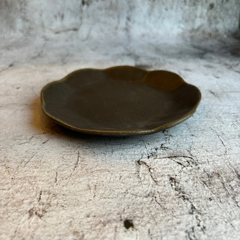 Furuya Pottery, Small Flower Plate, Rust Glaze 