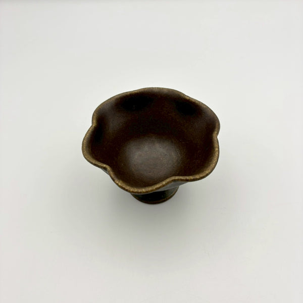 輪花皿 - 食卓に花咲く瞬間を。輪花皿が彩る美しい日常 – nokaze｜陶器