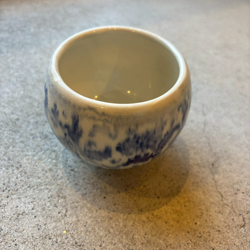 染付マーガレット文丸湯呑み【石井5】